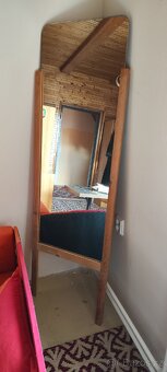 Za odvoz nábytek a vybavení domu - 16