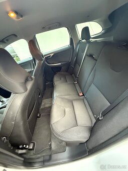 Volvo XC60 D4 2015 - 16