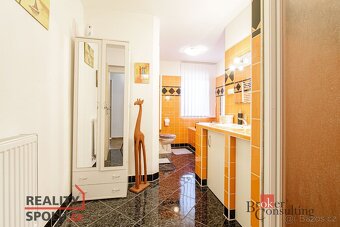 Prodej, domy/rodinný, 209 m2, Vsetínská 186/55, 75701 Valašs - 16