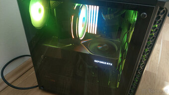 Herní PC: RTX 3090, I7 9700K, 32GB RAM, 1TB M.2, RGB - 16