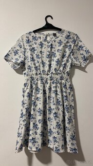 Víc Oblečení - 16