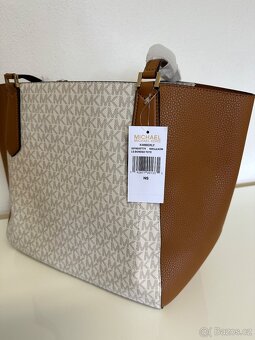 Kabelka Michael Kors Kimberly Vanilla - 16