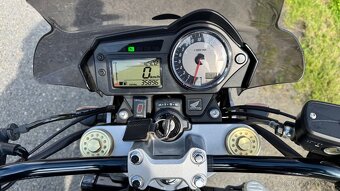 Honda CB 600 F Hornet 2005 - 16