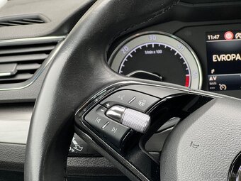 ŠKODA SUPERB III FL 2.0 TDI 110KW DSG STYLE TAŽNÝ MATRIX - 16