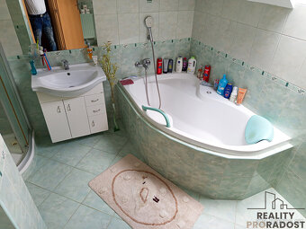 Prodej rodinného domu 215m2, Ždírec nad Doubravou - 16