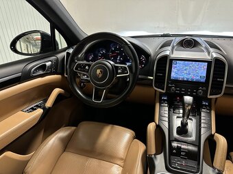 Porsche Cayenne 3.0 V6 PLATINUM EDITION 4x4 PANORAMA - 16