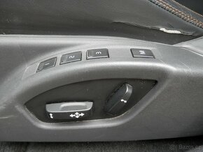 Volvo XC60 2.4D5 AWD Summum, Panorama, Kůže, DPH - 16