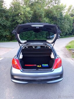 Peugeot 207 1.4i 16V 65 kW - 1. Majitel | 2007 | 165.000km - 16