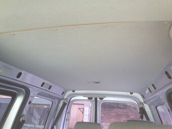VW Caddy Life 2,0TDI 103kw 6q 7míst r.v. 2010 - 16