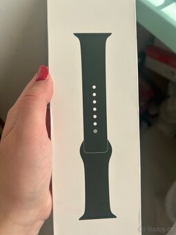 hodinky apple watch 4. série - 16