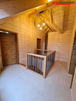 Dvě  horské chaty navzájem propojené ,  240m2, pozemek 834m2 - 16