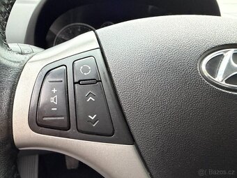 Hyundai i30 1.4i 80KW Blue Drive, Senzory, Výhřev, Tempomat - 16