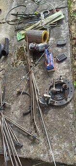 Škoda 120L + různé náhradní díly - 16