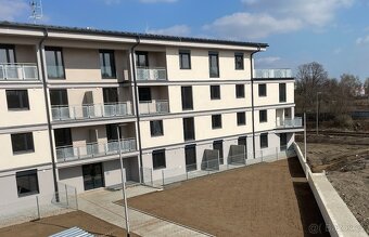 Brandýs: Pronájem byt 4+kk 98 m²: 2 koupelny - 16