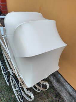 Starožitný kočárek pro panenky č. 910 - 16