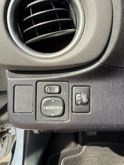 Toyota Yaris 1.4 D4D 66kW - 16