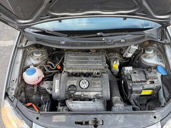 Volkswagen Polo 1.4i Tour • 59kw • 5/2007 • DIGI AC • Vyhřev - 16