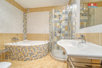 Prodej rodinného domu, 392 m², Františkovy Lázně - 16