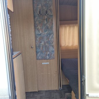 Prodám karavan DETHLEFFS BEDUÍN L pro 4 osoby - 16