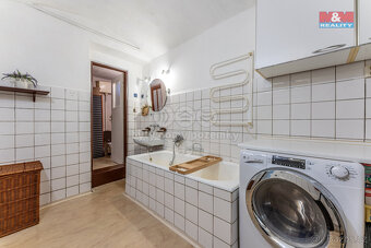 Prodej rodinného domu, 92 m², Praha, ul. V Kuťatech - 16