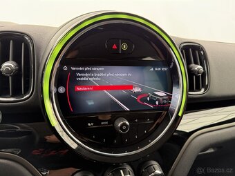 Mini Countryman, Plug-in 4x4 1-MAJ DPH - 16