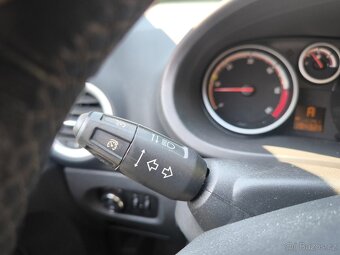 opel corsa D automat - 16