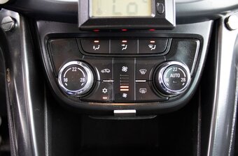 Opel Zafira 2013 - 16