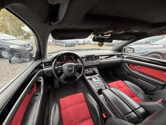 Audi A8 4.2TDi V8 Exclusive (černý strop-KESSY-20”-TV-DVD) - 16