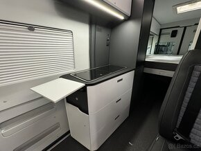ADRIA TWIN 640 SGX, 180 PS, AUTOMAT 8 st., obytná vestavba - 16