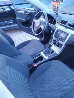 Volkswagen Passat sedan B7 1.4 TSI - 16