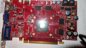 Staré grafické karty funkční - 16