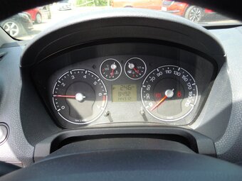 Ford Fiesta 1.4i r.v.8/2007 59kw( 80hp) r.v.8/2007 - 16