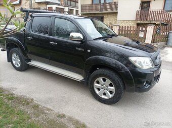 Toyota Hilux 3.0 - 16