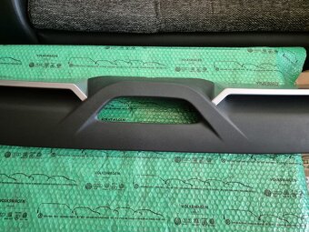 spoiler zadního nárazníku (difusor) Toyota C-HR od 2017 PW15 - 16