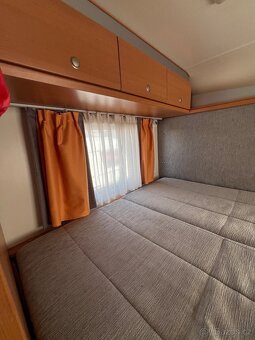 Obytné auto Renaul Knaus Sport top stav - 16