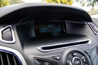 Ford Focus Kombi 1.0 ecoboost Trend /AJ NA SPLATKY/ - 16