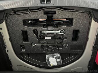 Toyota Corolla sedan GR SPORT DYNAMIC - 16