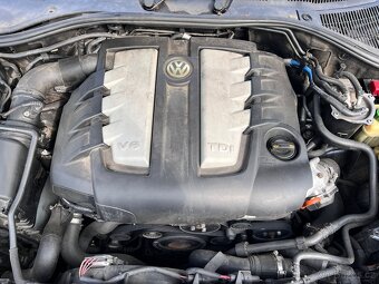 VW Touareg 3.0 V6 TDi, 4x4, automat - 16