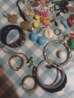 Retro bižuterie - 16