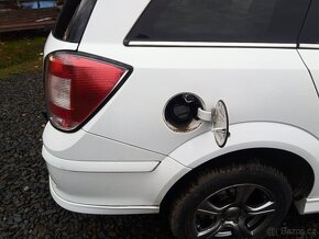 Prodám Opel Astra H Kombi 1.6 16v  85 kW sport.  Lpg - 16