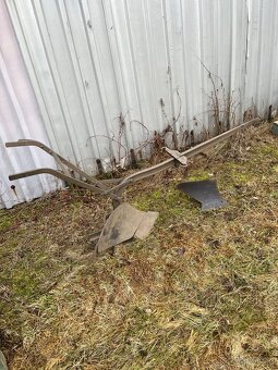 Staré zemědělské stroje - 16