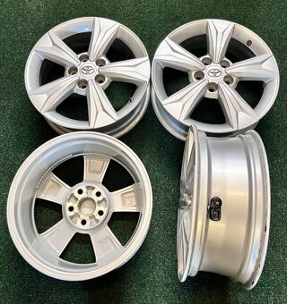 5x114,3 R17 Originál Alu Toyota C-HR - TOP stav - 16
