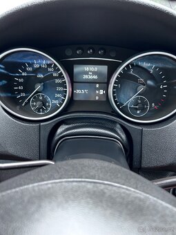 Mercedes Benz ML W 164 - 16