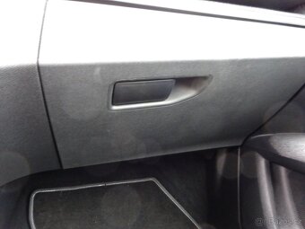 Peugeot 3008 1,5 HDI, ODPOČET DPH - 16