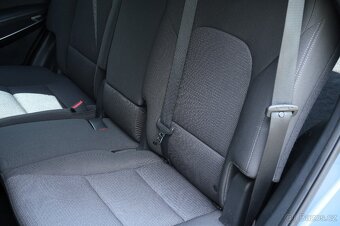 Hyundai Santa Fe 2.2 CRDI 147 kW, Tažné, Kamera, Keyless - 16