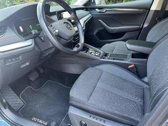 Škoda Octavia IV 2,0 TDi Matrix virtual navi kamera záruka W - 16