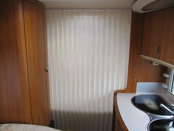 Prodám karavan Hobby 400 sf,model 2008 + mover, klima ,stan - 16