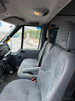 Ford Transit – 6 míst, klima, tempomat, dobrý stav - 16
