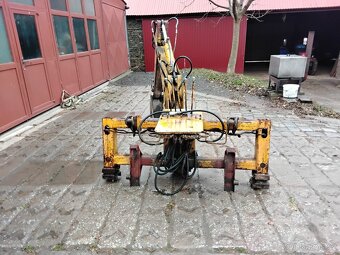 Podkop na smykoví nakladač - 16