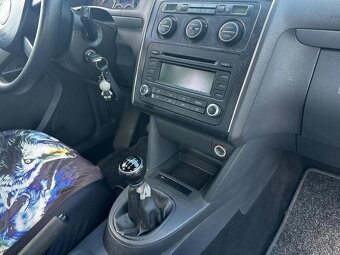 Volkswagen Touran 2.0 TDI - 16